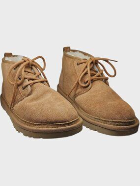 UGG Women's Neumel Suede Chukka Boots Chestnut Size 8 Like New with Box